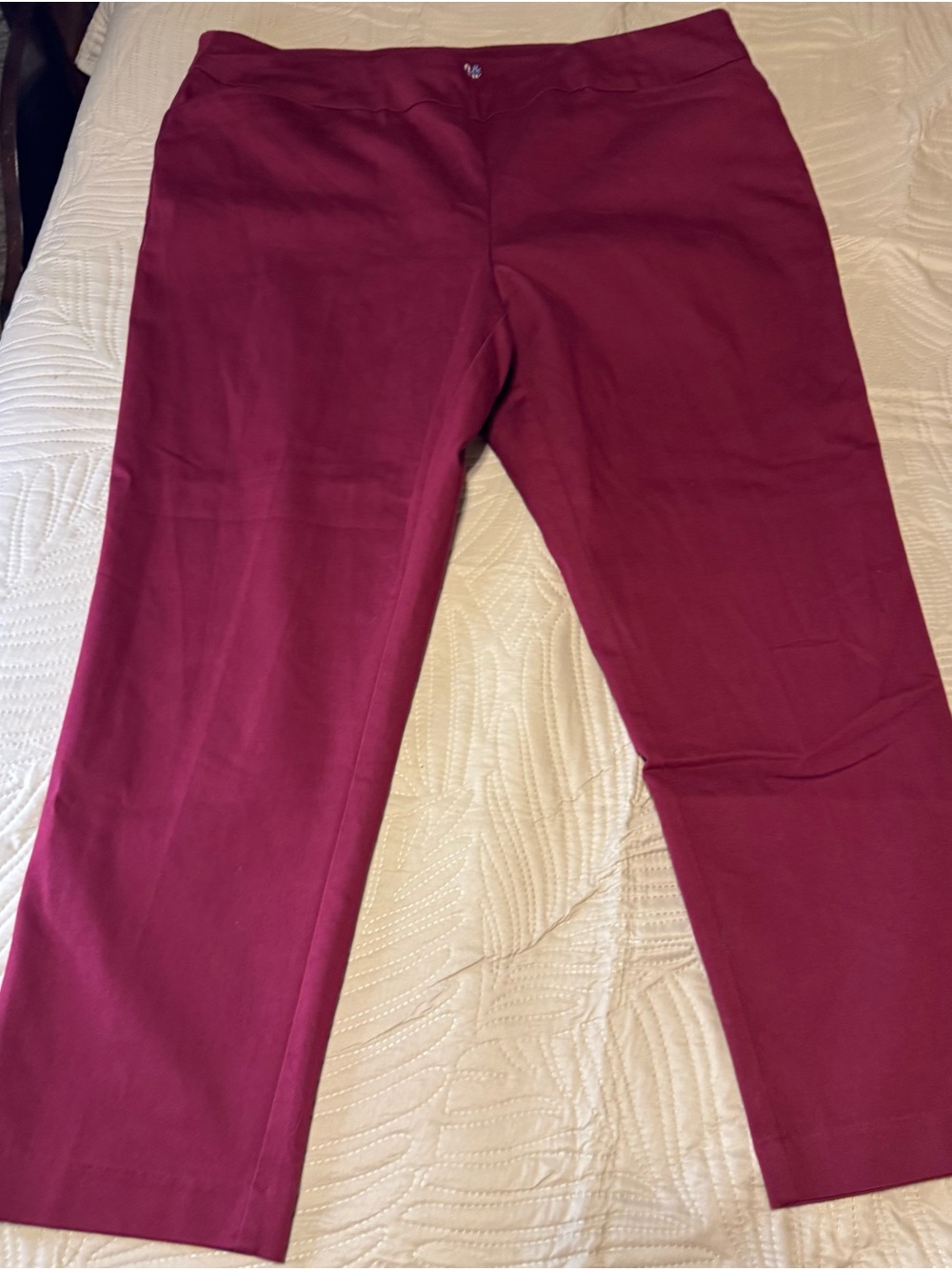 Croft & Barrow Female Burgundy Stretch Stretch Pants